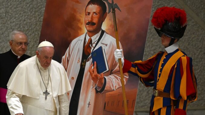 papa Francisco nuevo santo