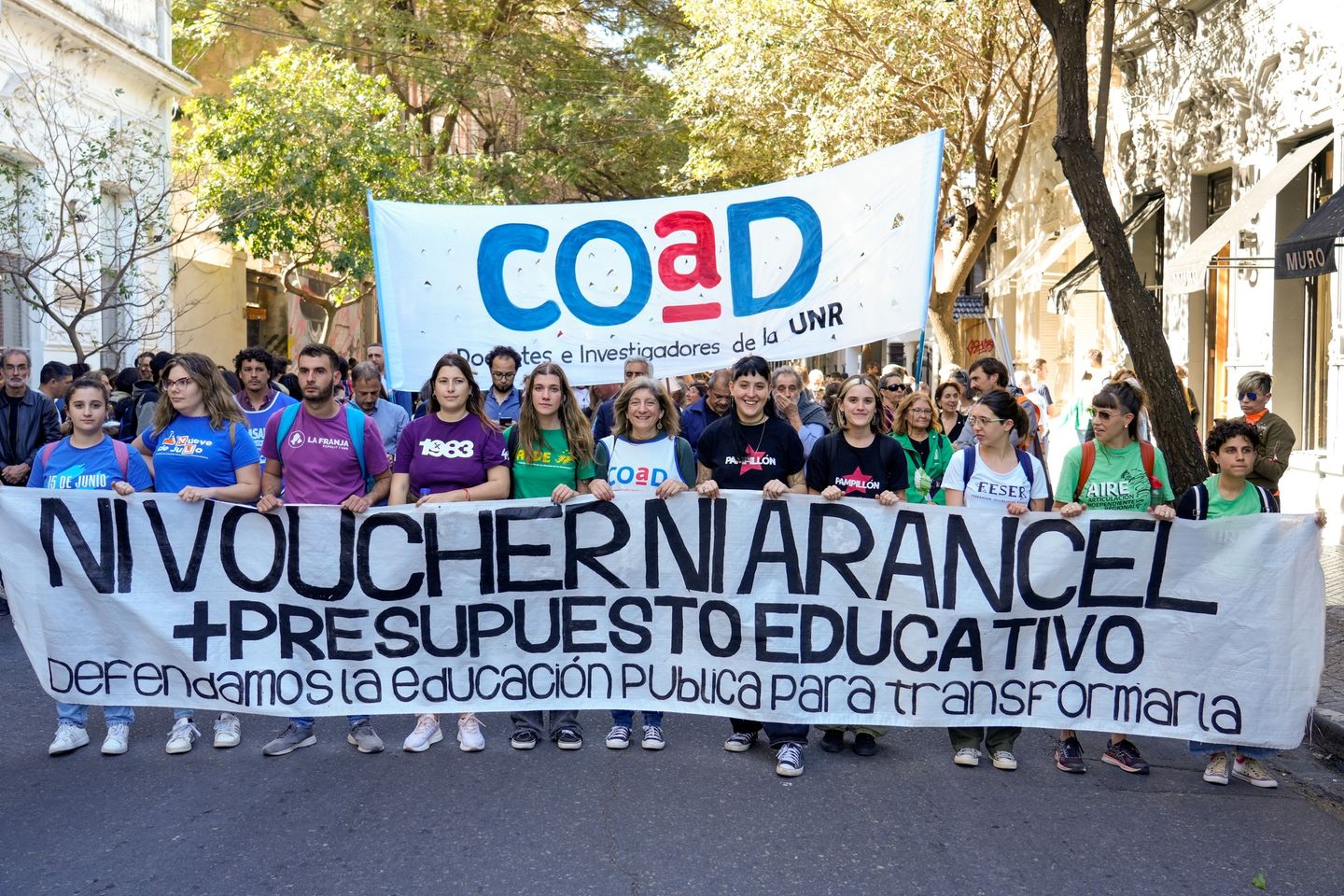 Paro total en la UNR: una semana sin clases en reclamo salarial - Nueva ...